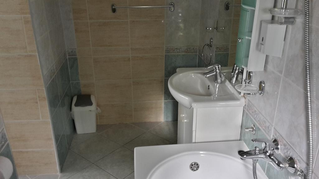 House Petkovic Hotel Кореница Екстериор снимка